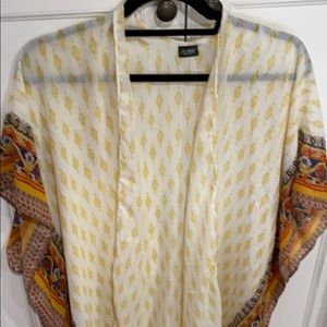 Women’s Kimono with Tassel detail